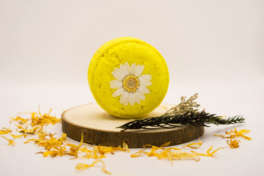 Shampoo solido delicato per doppie punte e cute sensibile – Camomilla, Curcuma & Gelsomino